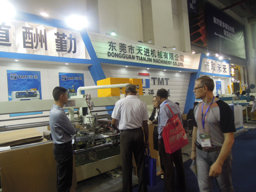 2012年展会外宾客户咨询